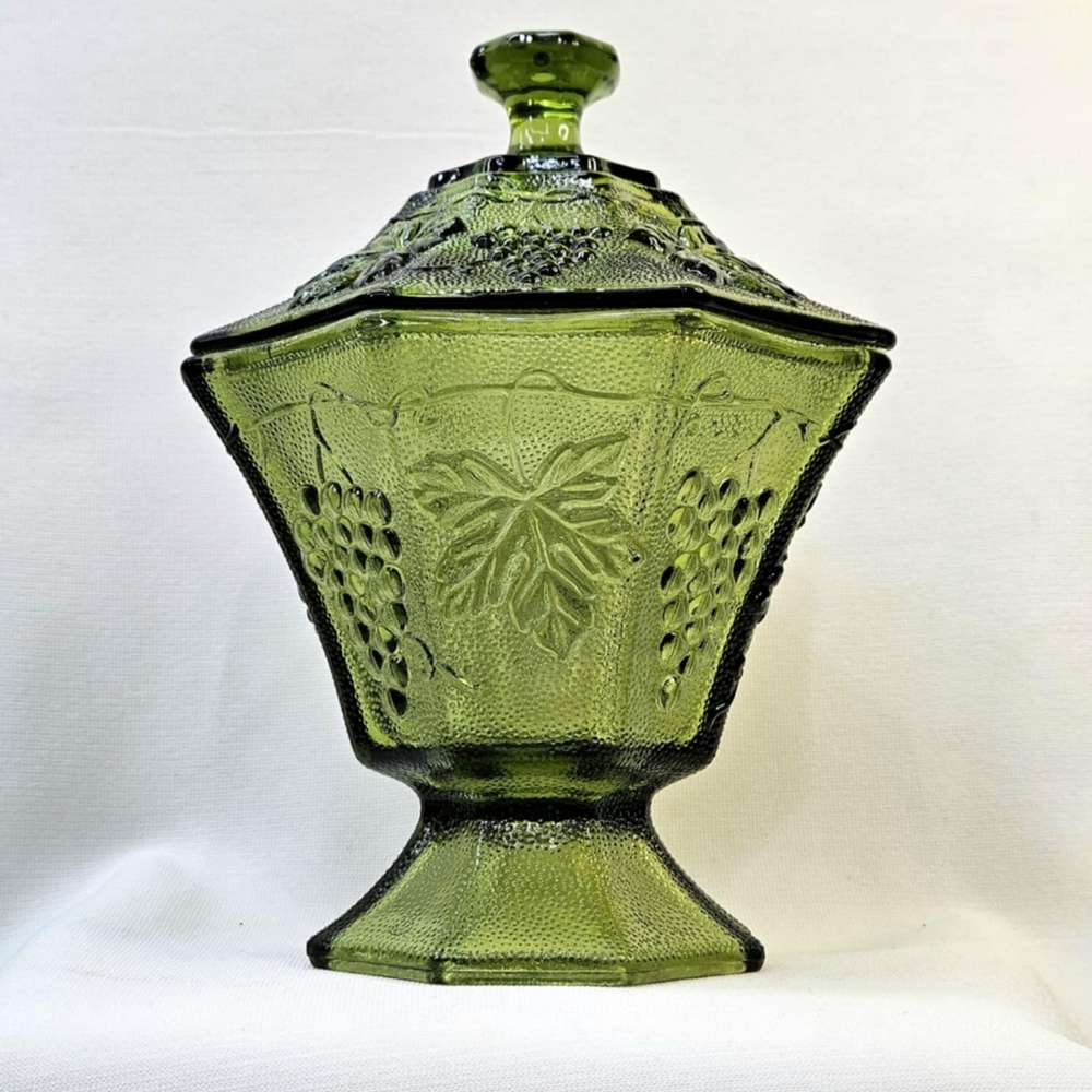 Vintage MCM Anchor Hocking Candy Dish & Lid Avacado Green Glass Grapevine Design